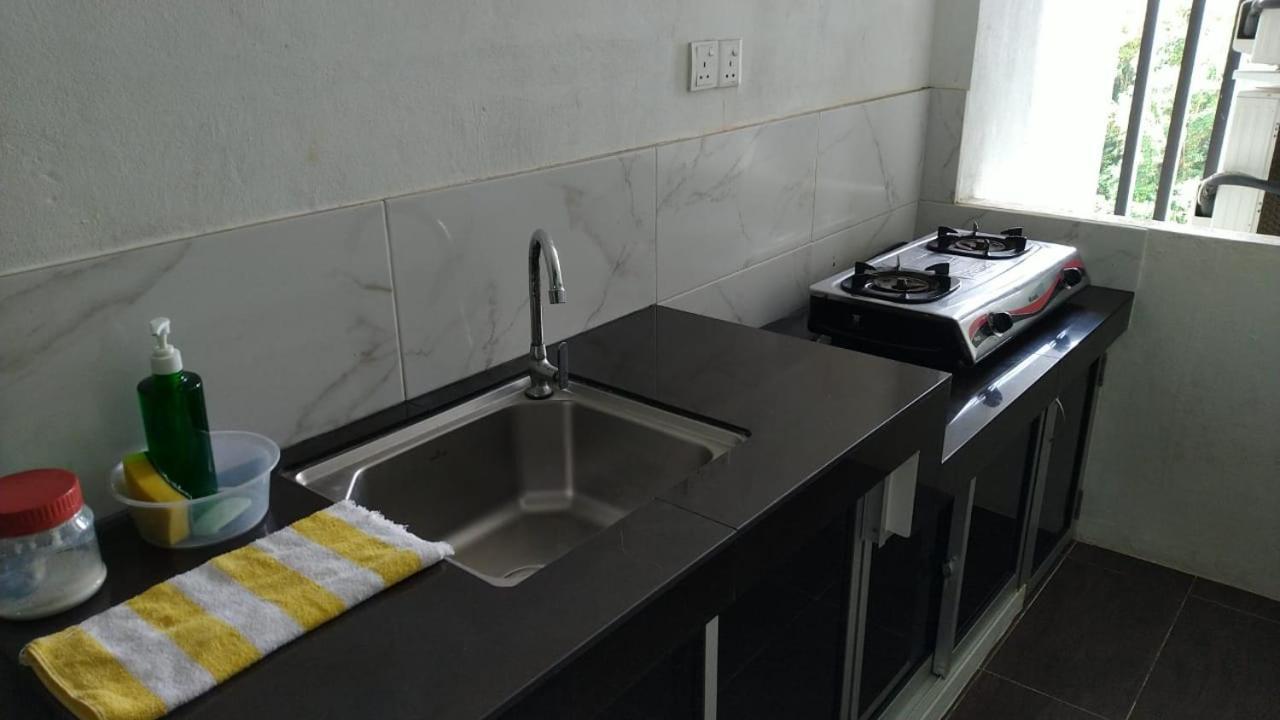 Cozzyhome@Rex Bdc Kuching Exterior foto